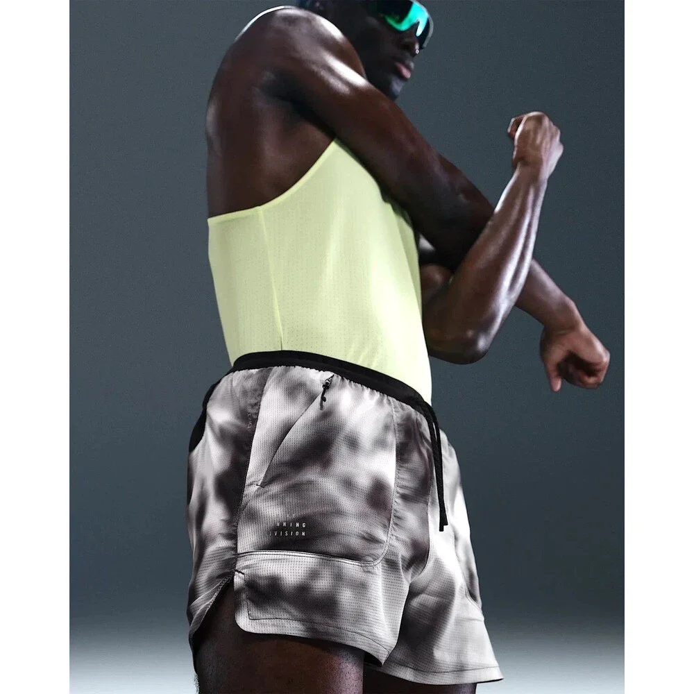 Nike Running Division Breathe Dri-FIT ADV 4'' Running Shorts Men Small HJ4150010